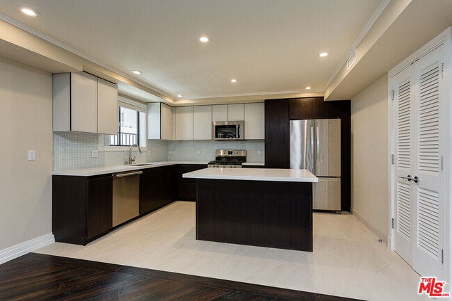 Photo - 1211 9th St Unit 200