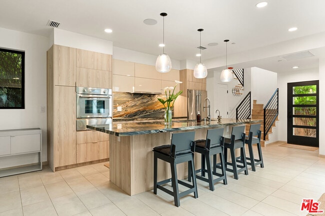 Photo - 4118 Higuera St