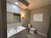 Photo - 881 N Lake St