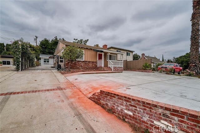 Photo - 3251 Honolulu Ave