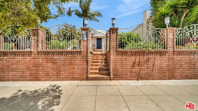 Photo - 1915 12th St