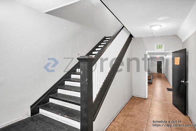 Photo - 1513 W 12th Pl