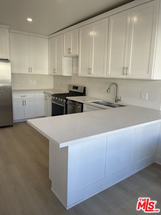 Photo - 5360 Kester Ave Unit 13