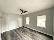 Photo - 849 S Kenmore Ave Unit 28