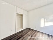 Photo - 1819 S Oxford Ave Unit 9