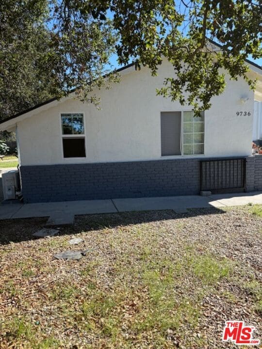 Building Photo - 9736 Tujunga Canyon Pl