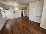 Photo - Beautiful Home In Apple Valley Vineyards-4...