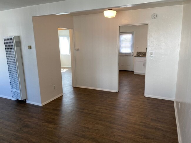 Building Photo - 2300 Chatsworth Blvd