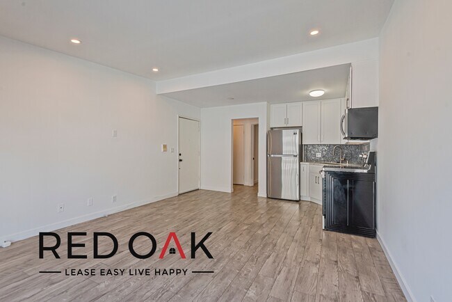 Photo - 519 Westmoreland Ave Unit 204