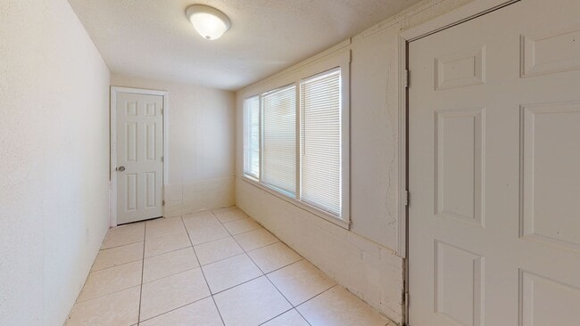 Photo - Coming Soon! Single Family 1/1 home for lease with large lot and 1 car garage!