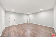 Photo - 2928 Rowena Ave Unit 3