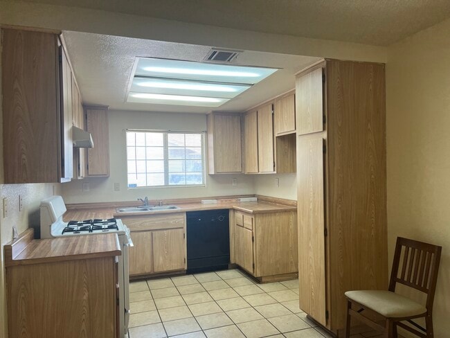 Photo - 15597 Tonekai Rd Unit A