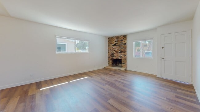 Photo - Fillmore Way Unit A