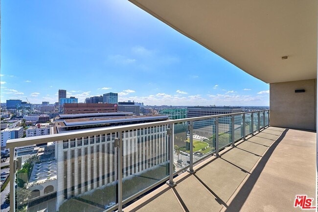 Photo - 3785 Wilshire Blvd Unit 2008