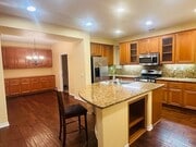 Photo - 8265 Medford St