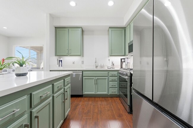 Building Photo - 3231 Dehesa Rd