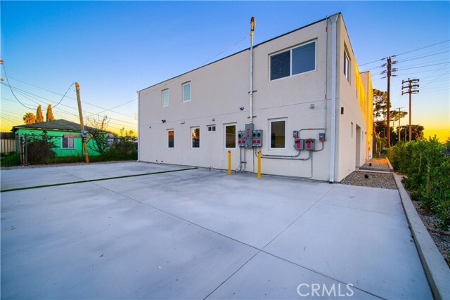 Photo - 801 E 84th Pl