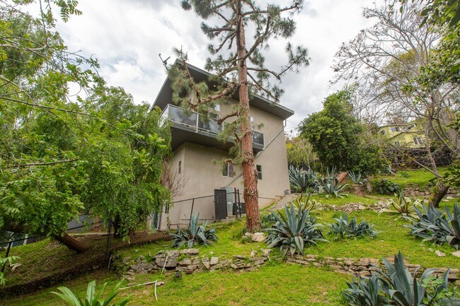 Franklin Hills Hideaway Available for Leas... - Franklin Hills Hideaway Available for Leas... House