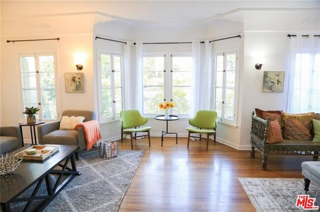 Photo - 601 Sweetzer Ave