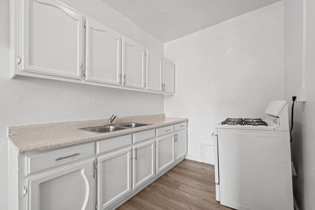 Photo - 751 Normandie Ave Unit 107