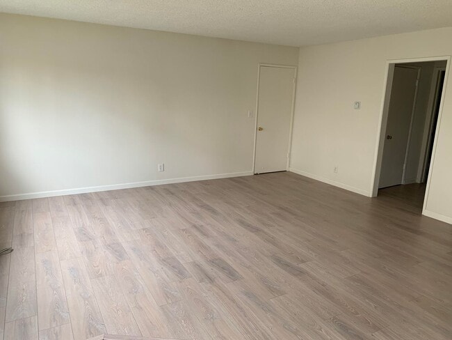 Photo - 438 Silverwood Ave Apartment Unit C