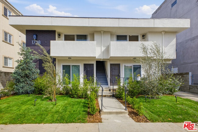 Photo - 1738 Colby Ave Unit 10