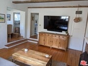 Photo - 1610 Glendon Ave