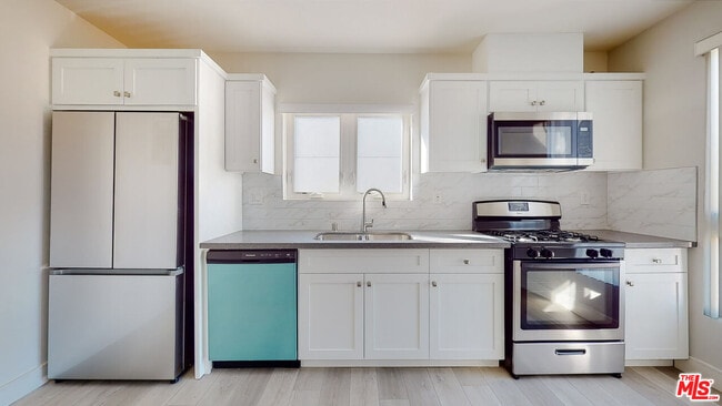 Photo - 252 Rosemont Ave Unit 1/2