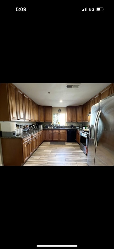 Photo - 1019 W Arbutus St