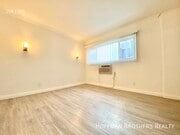 Photo - 2106 S Bentley Ave Apartment Unit 2