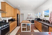 Photo - 1445 Murray Dr House