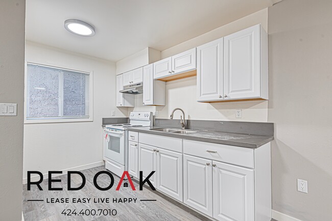 Photo - 8614 Woodley Ave Unit 109