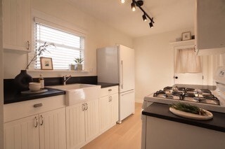 Photo - 2151 Kent St