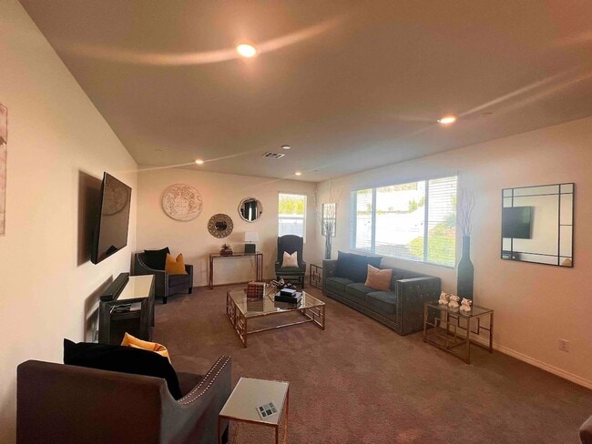 Photo - 3062 Flagstaff Dr