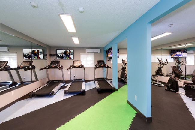 Photo - Luxe at Burbank