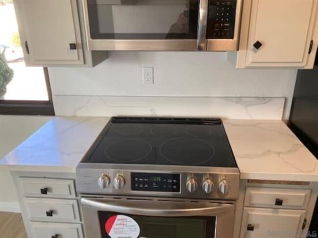 Photo - 811 W Nutmeg St Unit 302