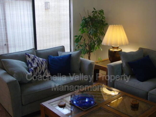 Photo - 1800 Pso Raqueta