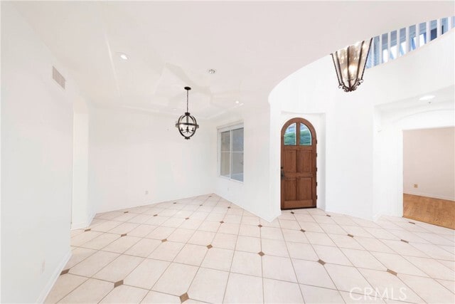 Photo - 19 Lucania Dr