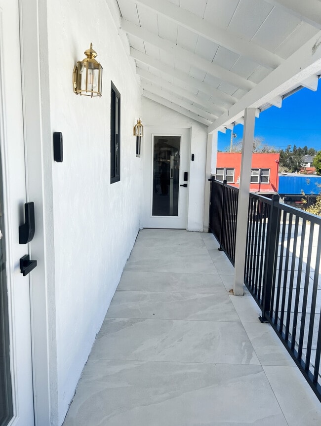 Photo - 8957 Hargis St