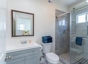 Photo - 866 N Edgemont St Unit 866