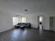 Photo - 1349 W 35th Pl Unit 2
