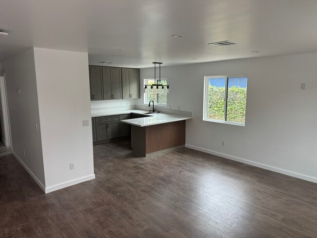 Photo - 4210 W 119th St