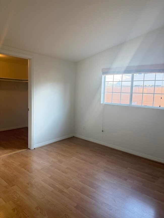 Photo - 20622 Archwood St