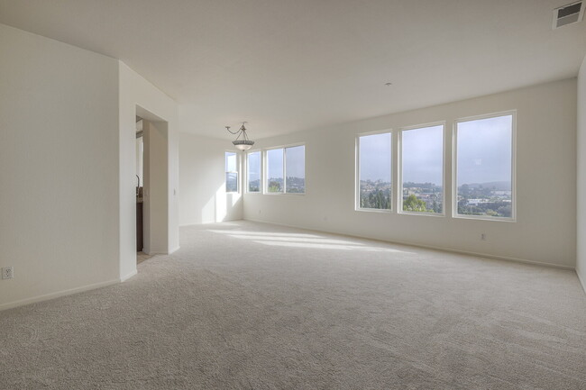 Photo - Highland Ranch Spring Valley 2-story 3 bd ...