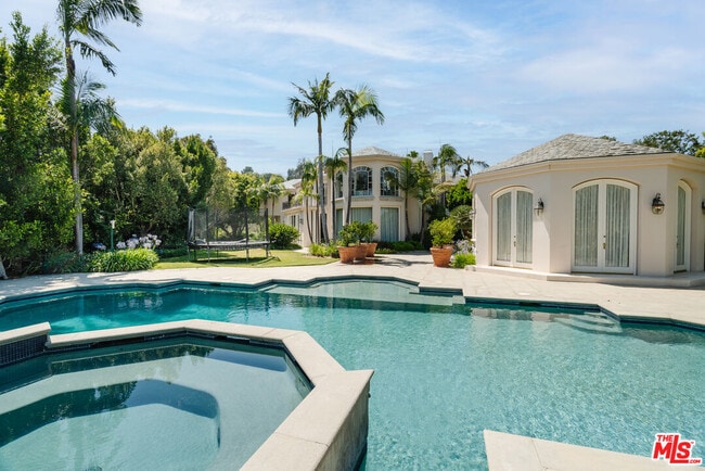 Photo - 24 Beverly Park Terrace