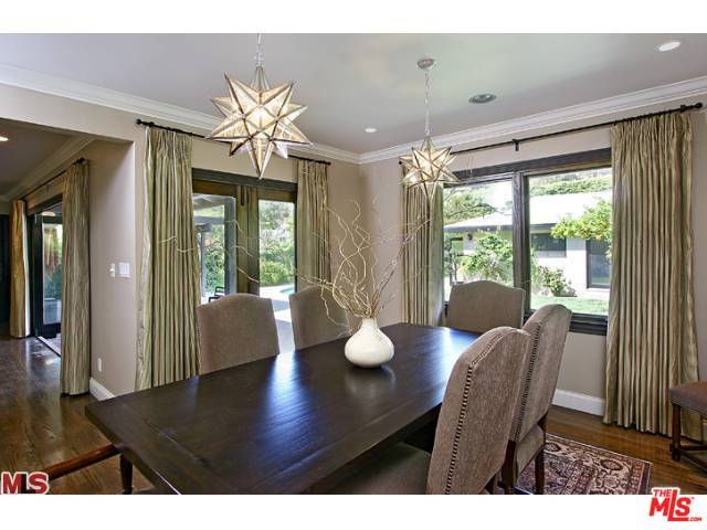 Photo - 2001 Coldwater Canyon Dr