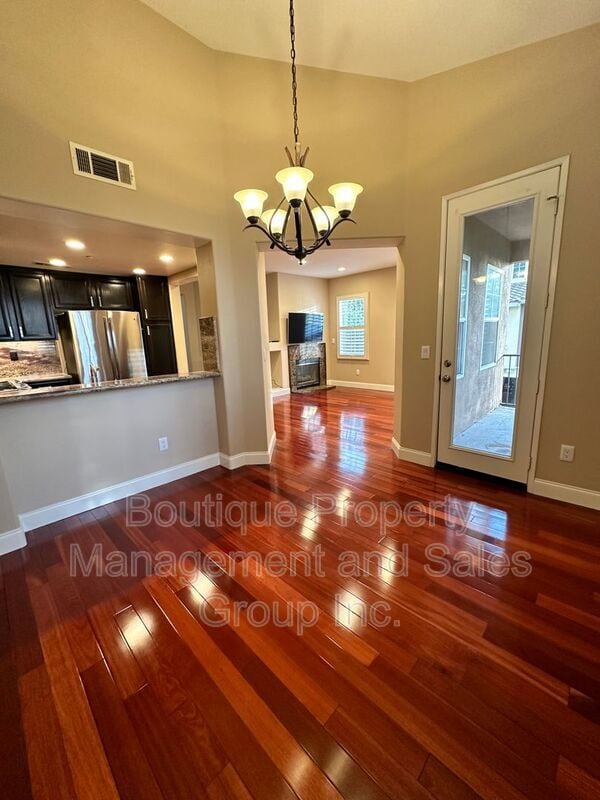 Building Photo - 722 Timberwood
