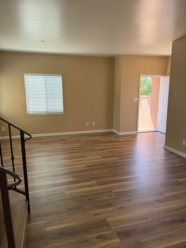 Photo - 1769 Los Feliz Dr