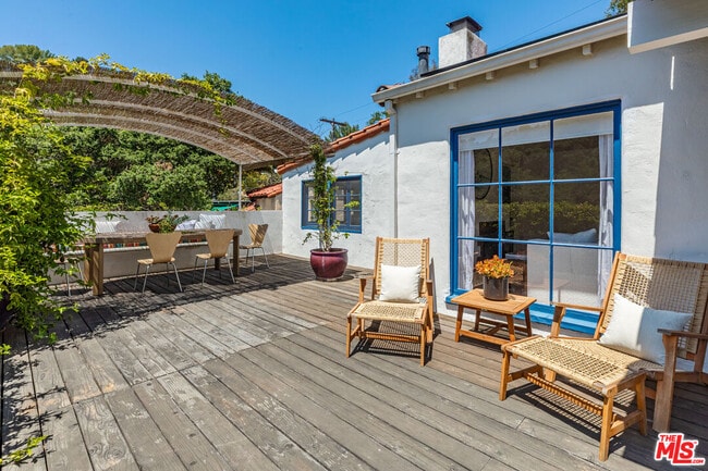 Photo - 8754 Arlene Terrace