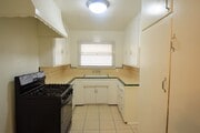 Photo - 11645 Moorpark St Apartment Unit 03